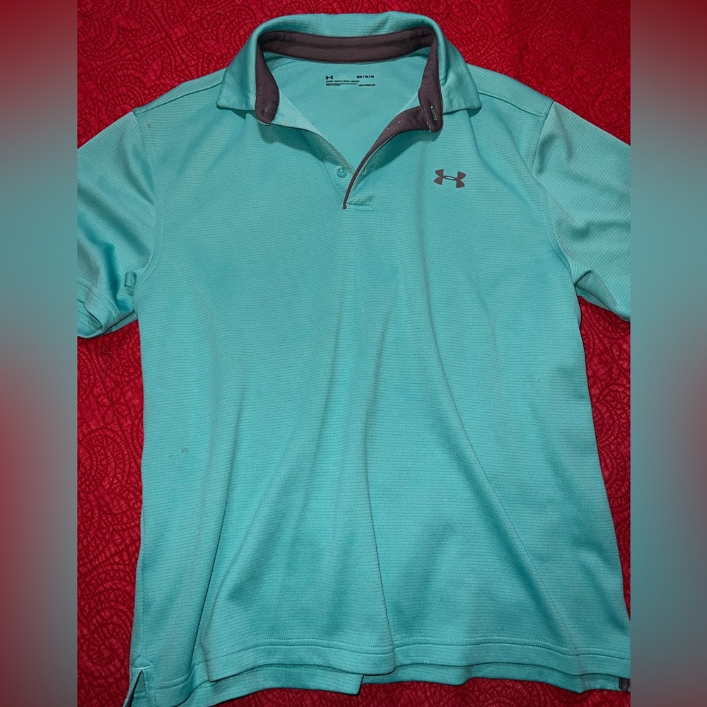 Medium men’s under armor collar shirt